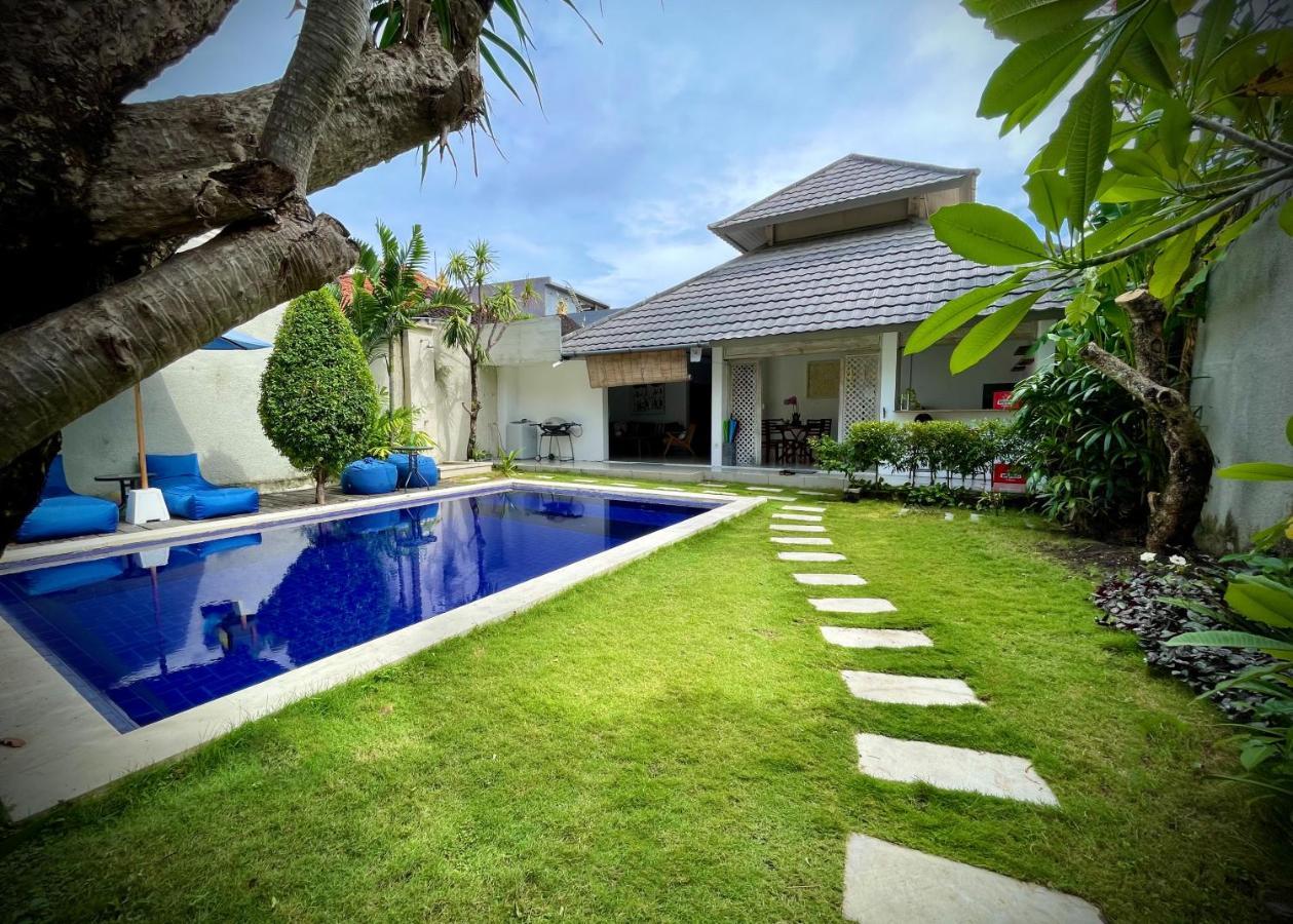 Villa Majegau 1 By Deasha Seminyak  Exterior photo