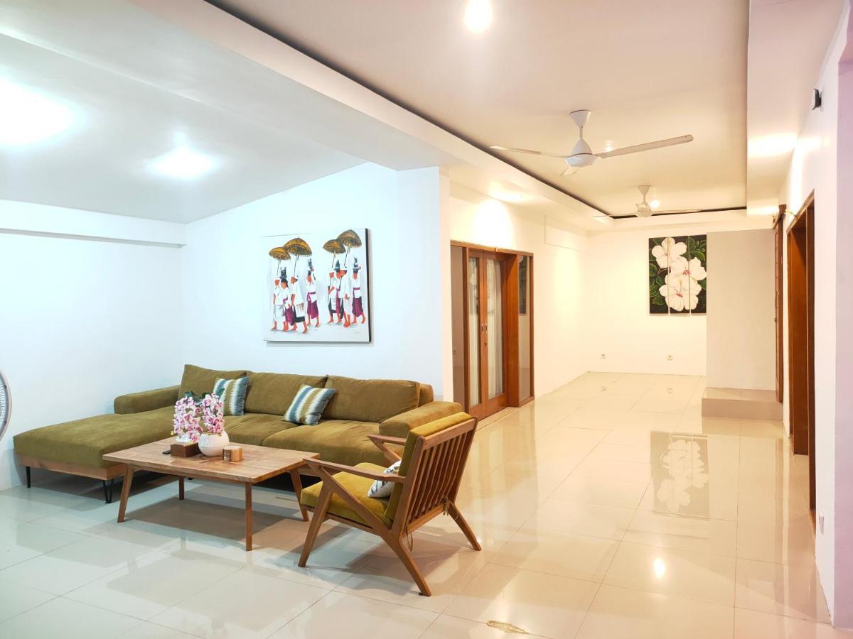 Villa Majegau 1 By Deasha Seminyak  Exterior photo